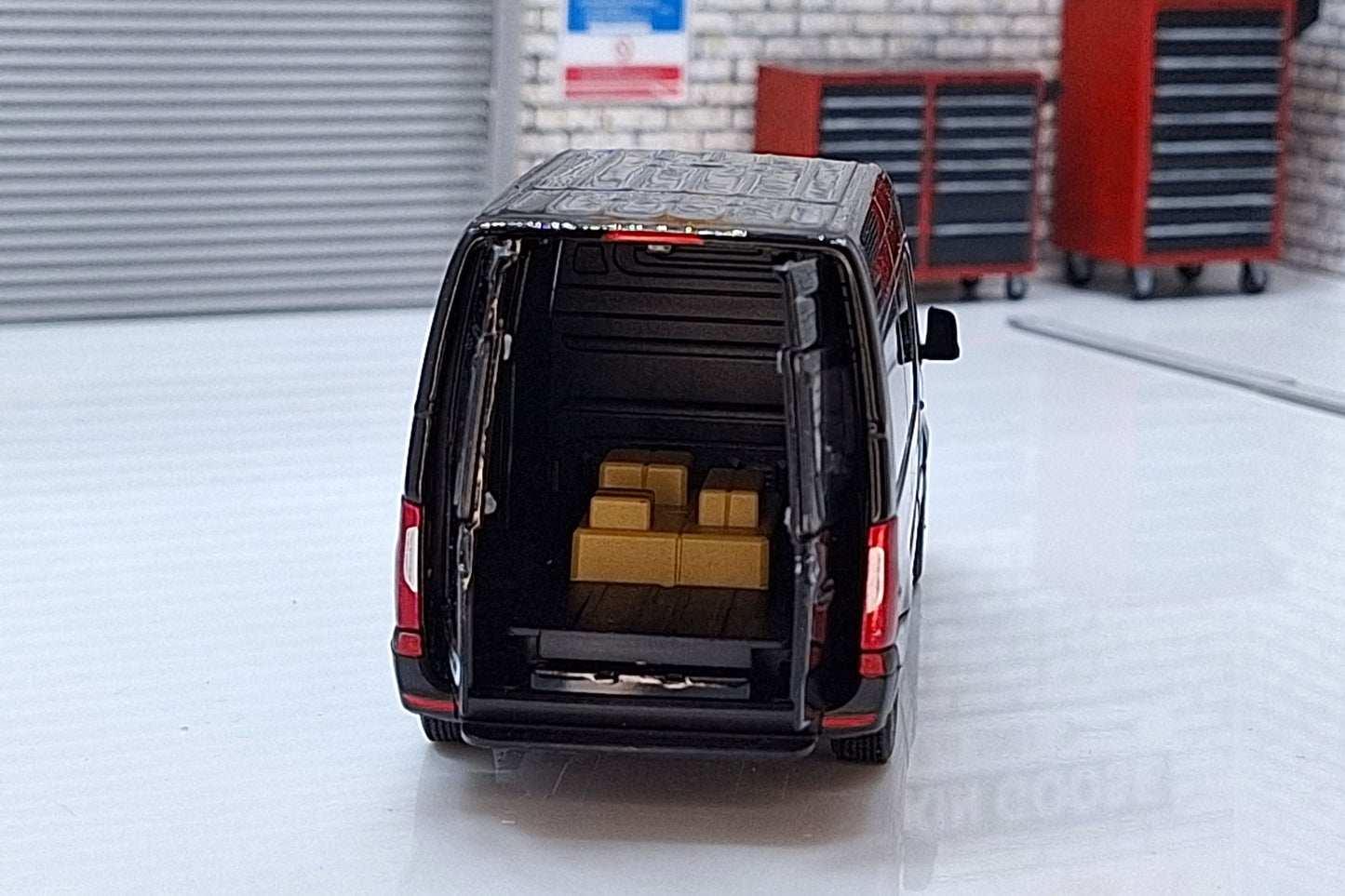 Mercedes Sprinter Van Black 1:50 Scale