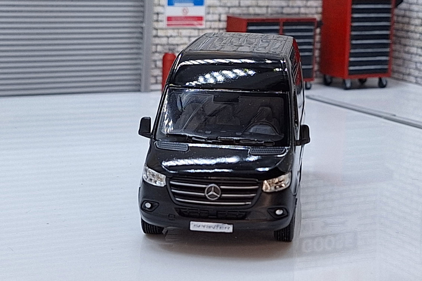 Mercedes Sprinter Van Black 1:50 Scale