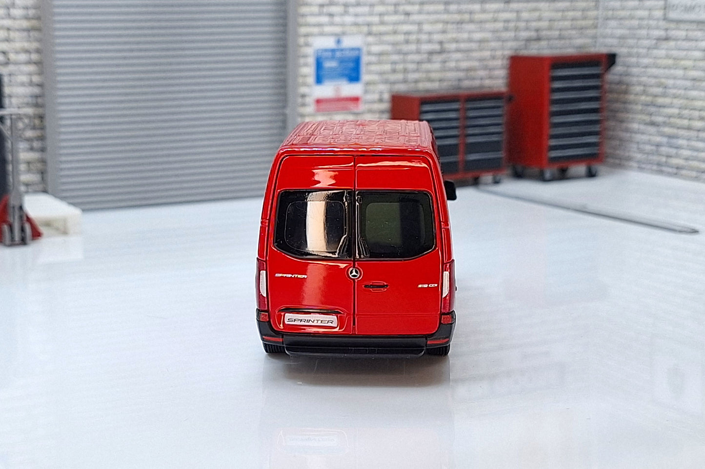 Mercedes Sprinter Van Red 1:50 Scale