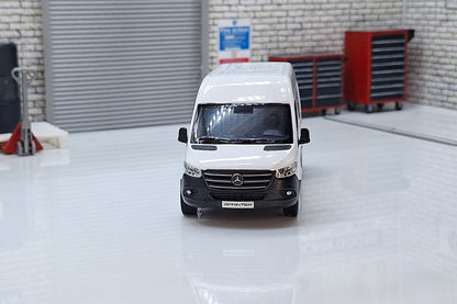 Mercedes Sprinter Van White 1:50 Scale