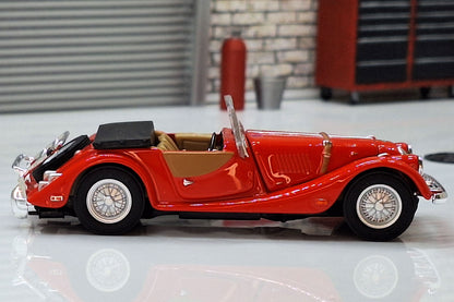 Morgan Plus Eight Cabrio - Red 1:43 Scale (Cararama Oxford)