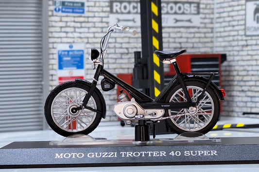 Moto Guzzi Trotter 40 Super 1:18 Scale Moped