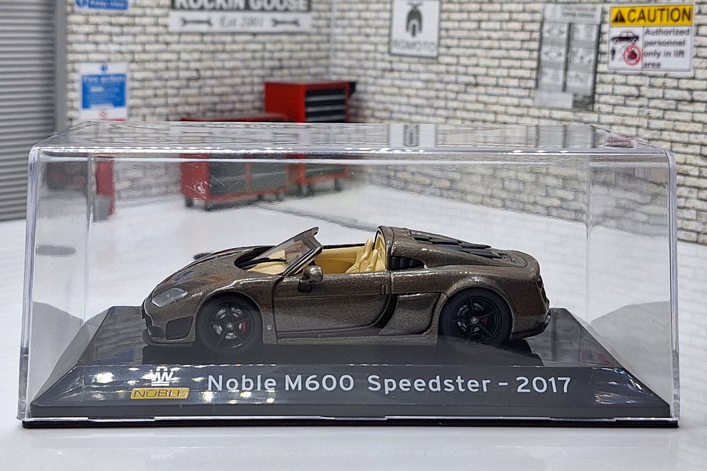 Noble M600 Speedster 2017 Cased  1:43 Scale