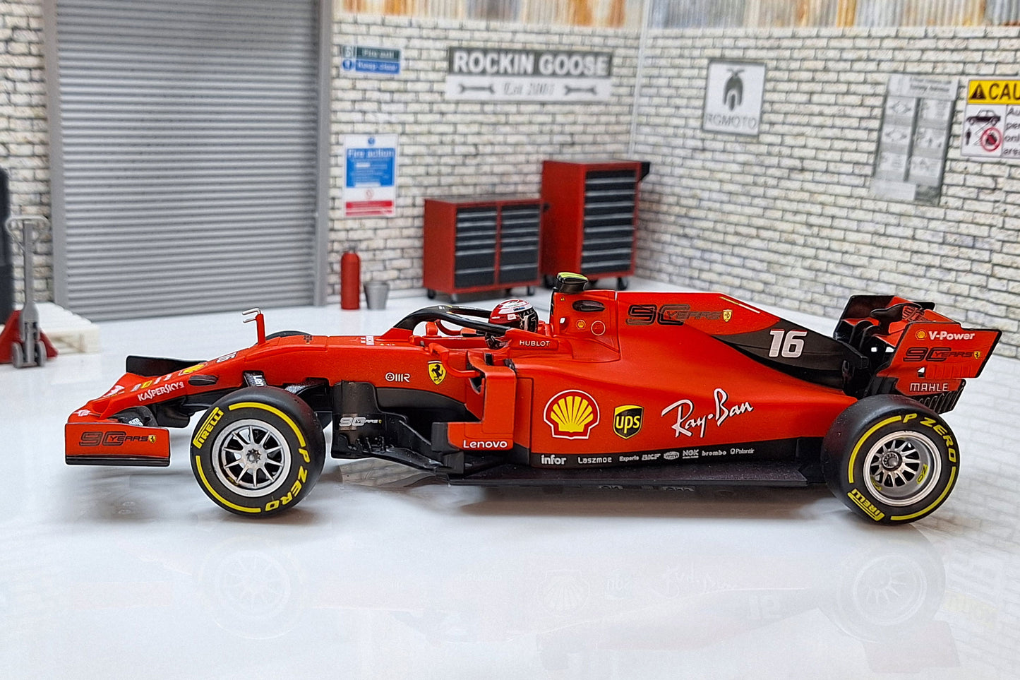 Radio Control RC Ferrari F1 Formula 1 Car Charles Leclerc #16 1:24 Scale Premium Car