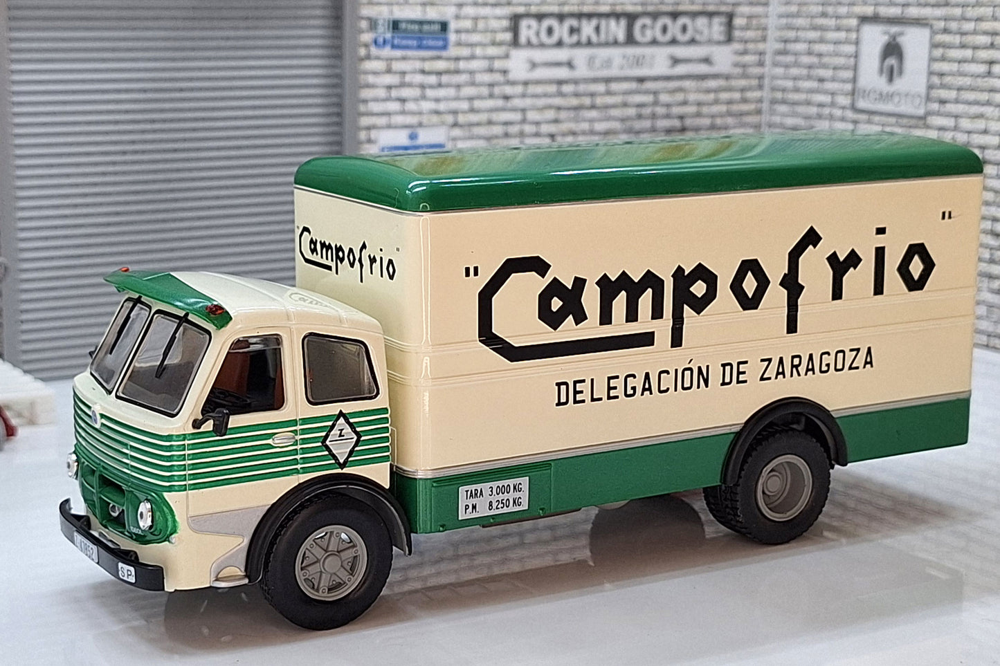 Pegaso 1060 'Cabezon' Campofrio (1964) Refrigerated Truck 1:43 Scale Model