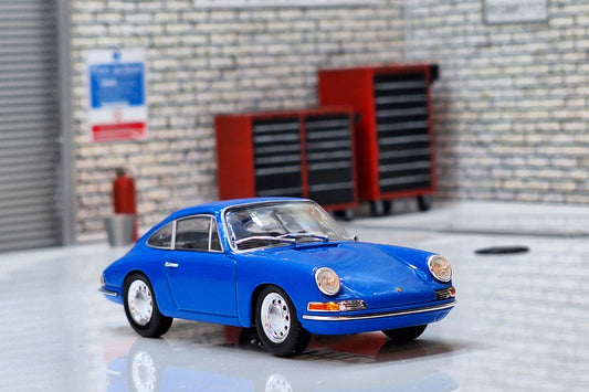 Porsche 901 1964 Blue 'The First 911' 1:43 Scale Car Cased