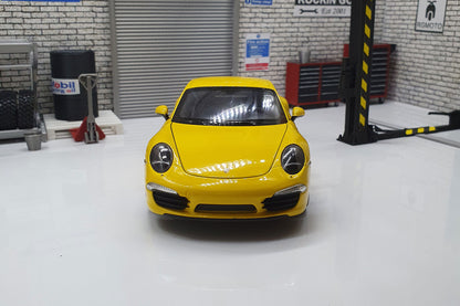 Porsche 911 Carrera S (991) - Yellow  1:24 Scale