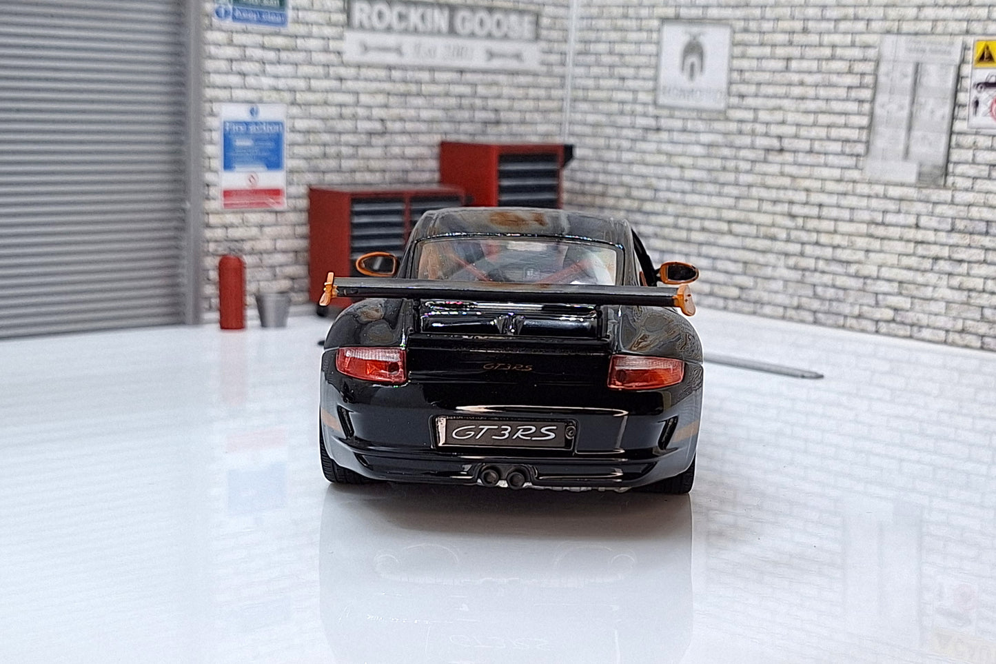 PORSCHE 911 GT3 RS (997) Black Orange  1:24 Scale Car Model