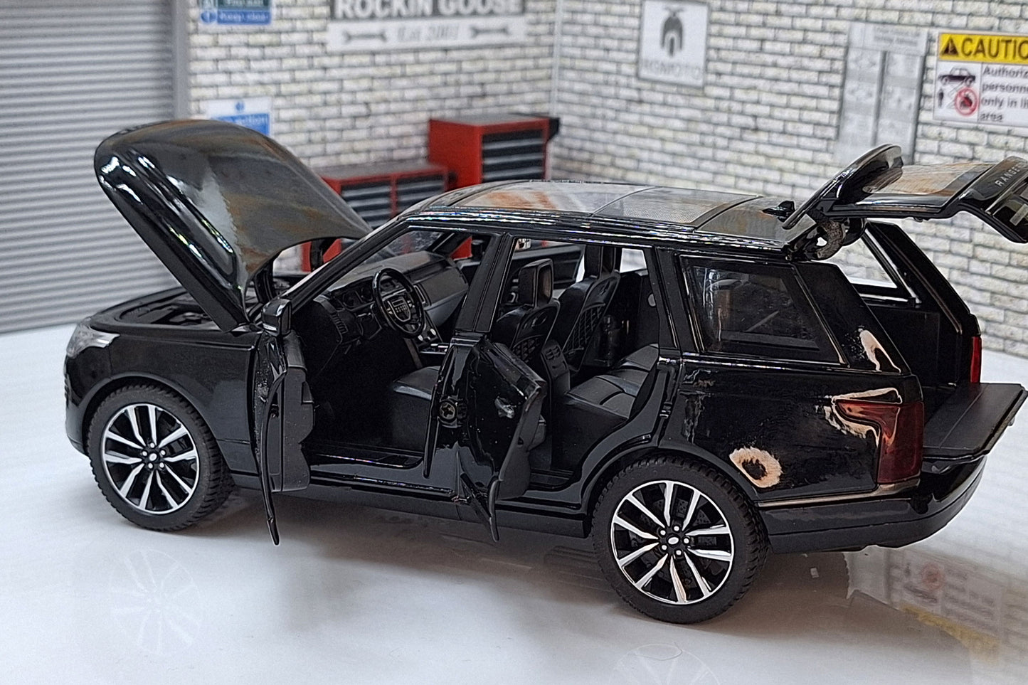 Range Rover 50th Anniversary Version Black 1:24 Scale Car Model with Sounds & Light