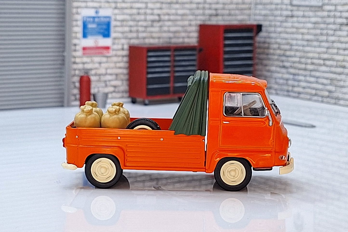 Renault Renault Estafette Pick-Up 1960 1:43 Scale Model