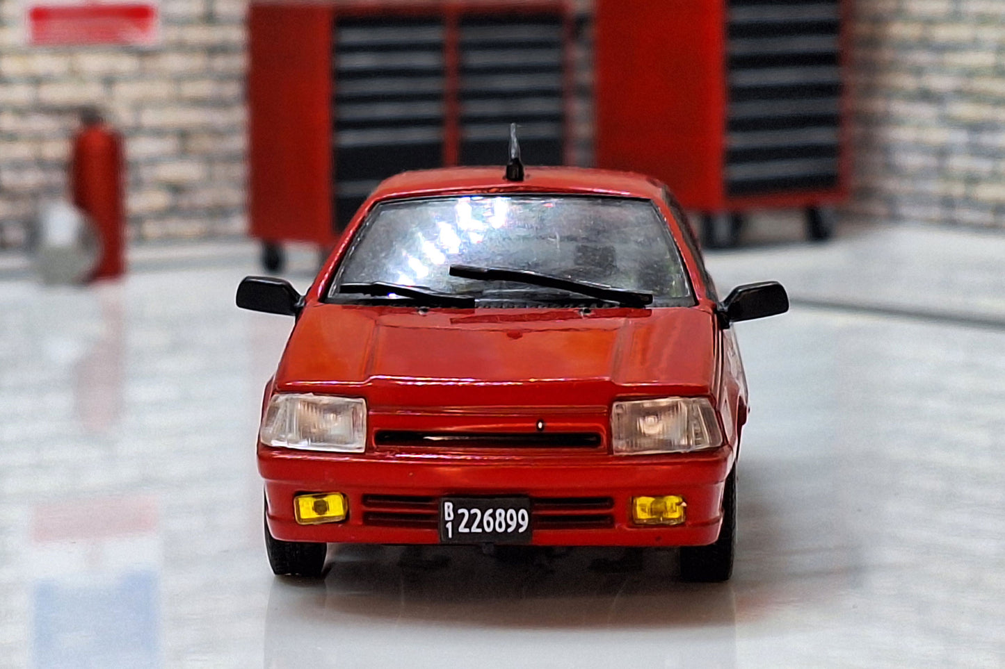 Renault Fuego Gta Max 1991 1:43 Scale Supercar