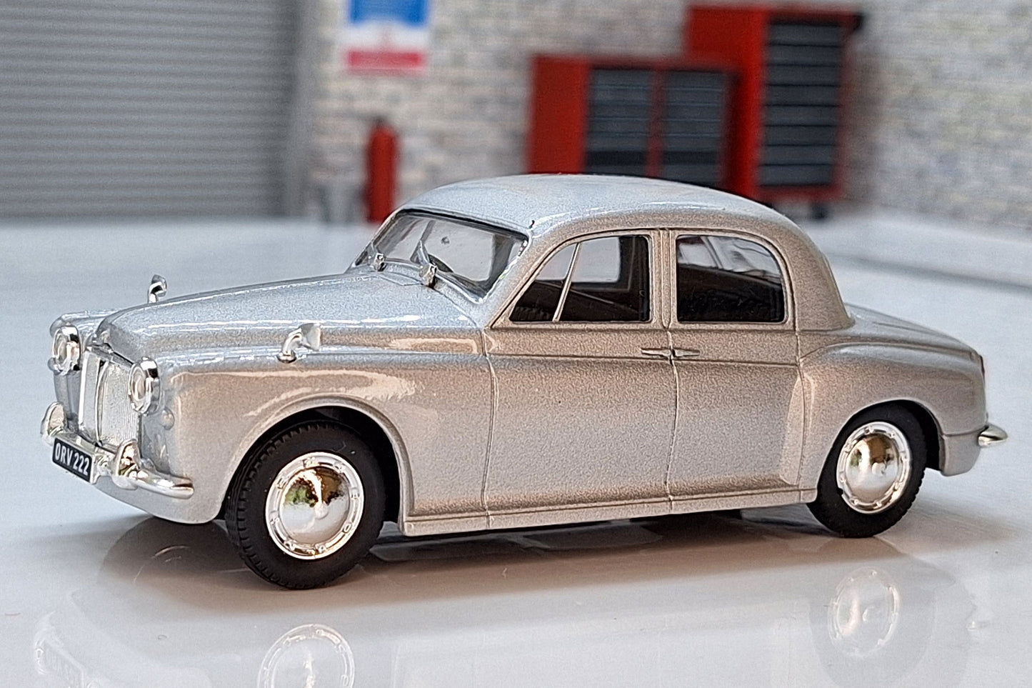 Rover 90 P4 - Silver 1:43 Scale Car Oxford Diecast