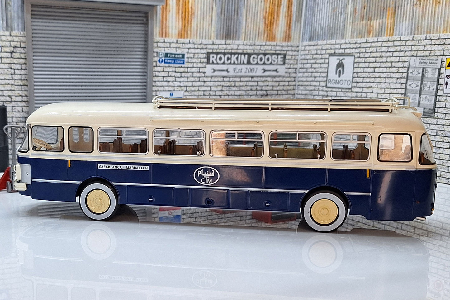 Saviem Chausson SC1 1960 - Morocco Casablanca - Marrakech 1:43 Scale Bus