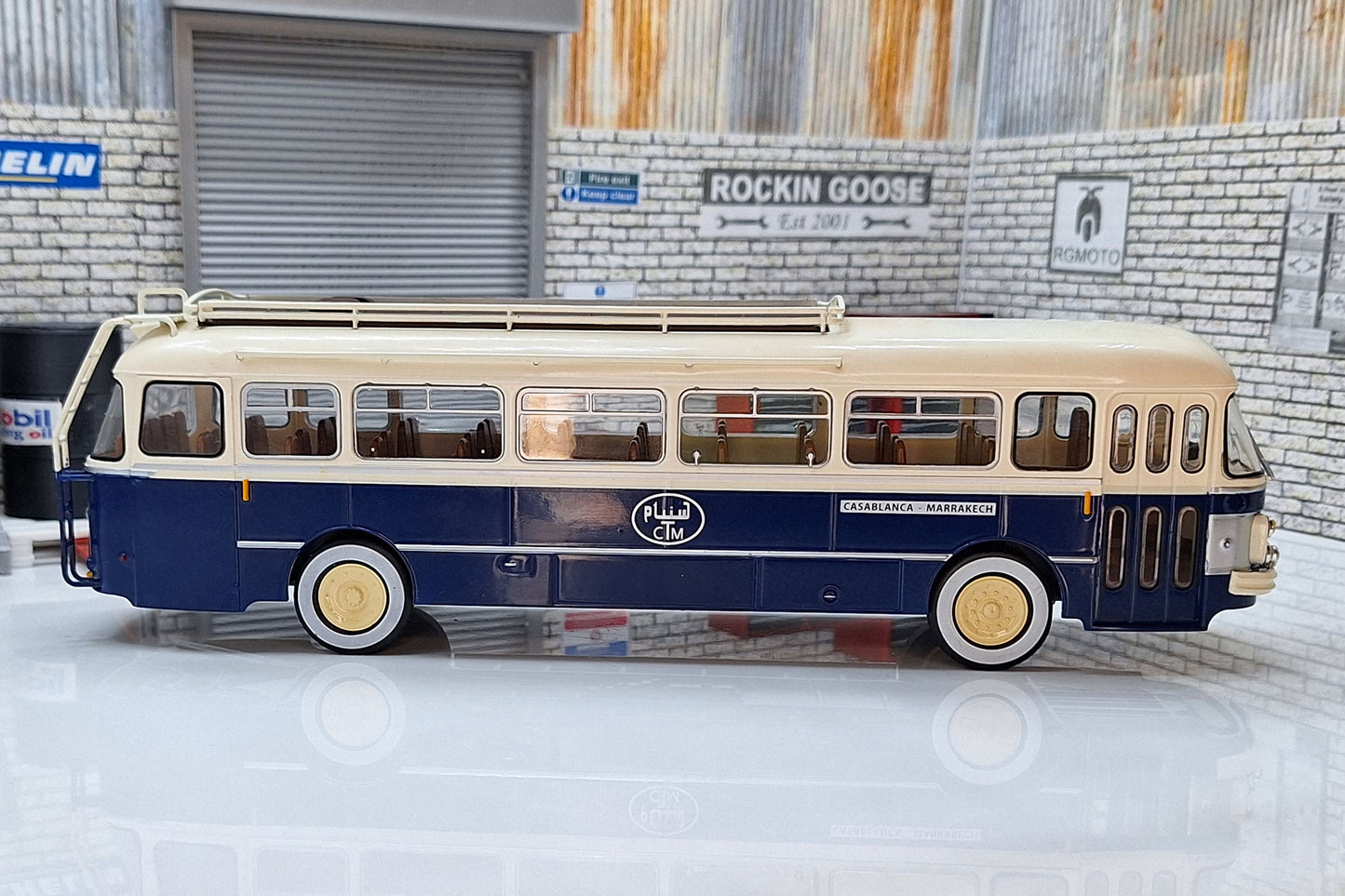 Saviem Chausson SC1 1960 - Morocco Casablanca - Marrakech 1:43 Scale Bus