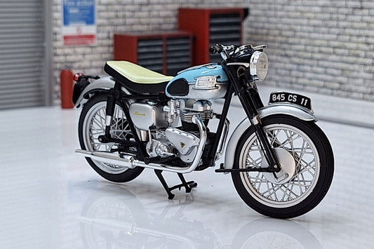 Triumph Bonneville Light Blue/Silver 1959 1:18 Scale Bike