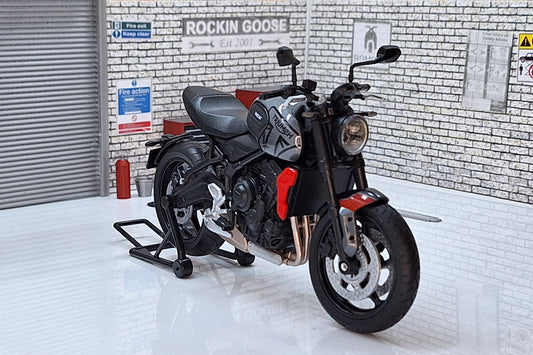 Triumph Trident 660 1:12 Scale Bike Welly