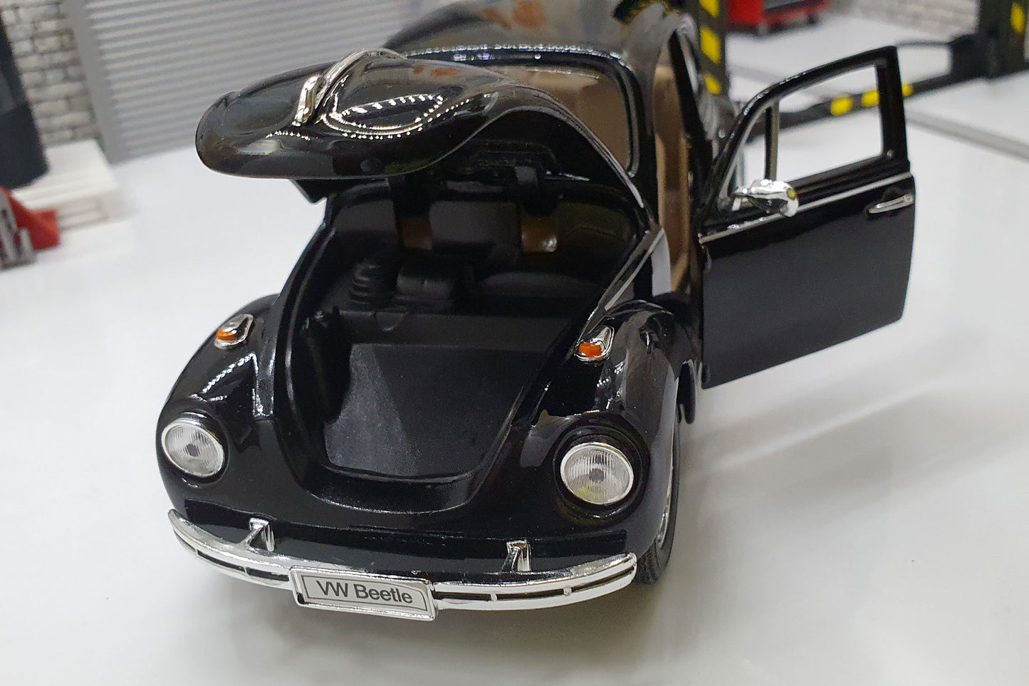 VW VOLKSWAGEN BEETLE BLACK 1959 1:24 Scale