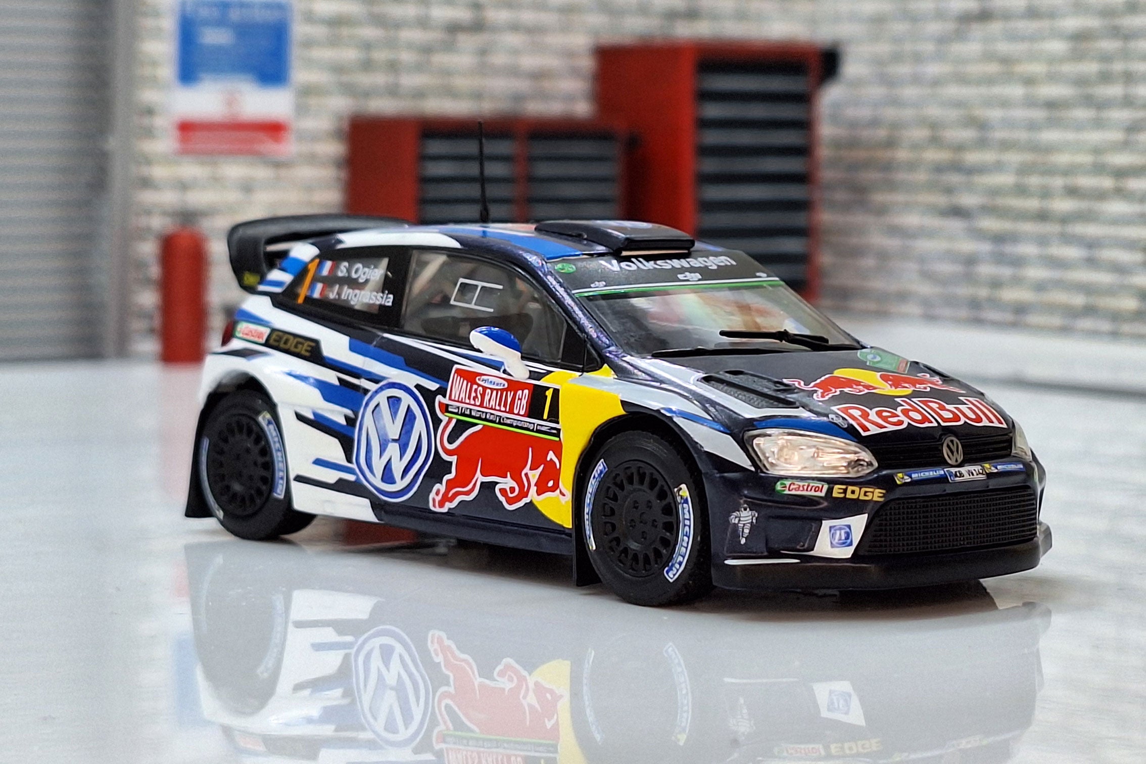 1 43 Scale Model VW Polo R WRC Rally Ogier 1 Wales 2016 Rally Collection IXO