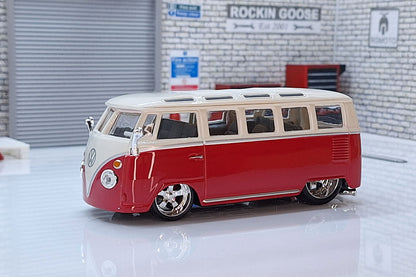 VW Volkswagen Slammed Camper Van Samba Red  1:32