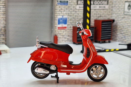 Vespa GTS 300 2017 Red 1:18 Scale Scooter