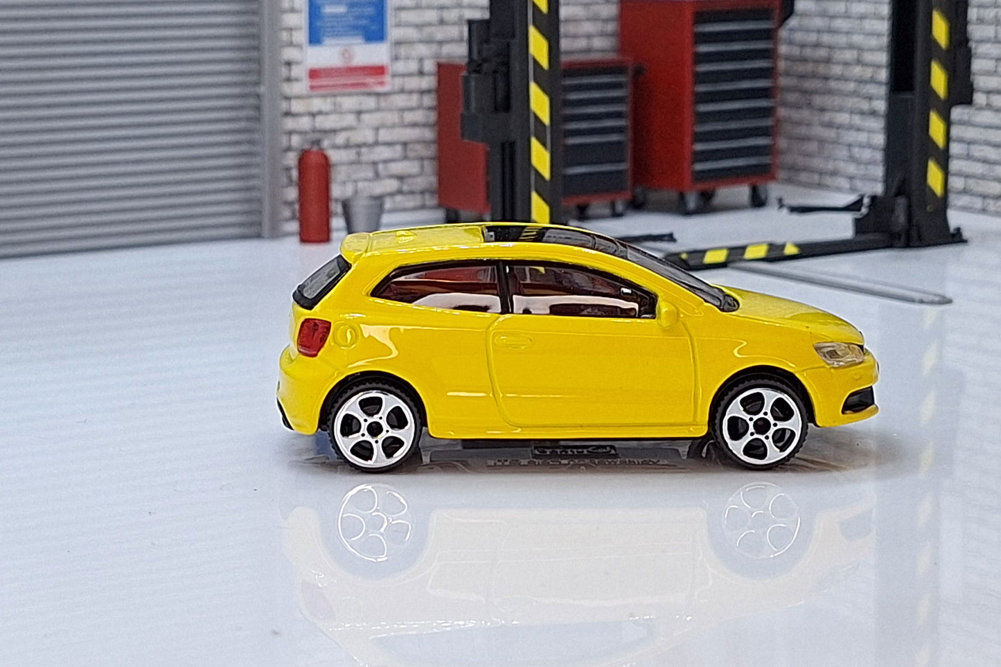 VW Volkswagen Polo GTI Mark 5  1:43 Scale Car Streetfire