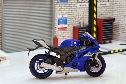 Yamaha YZF-R6 Blue 1:18 Scale (Welly)