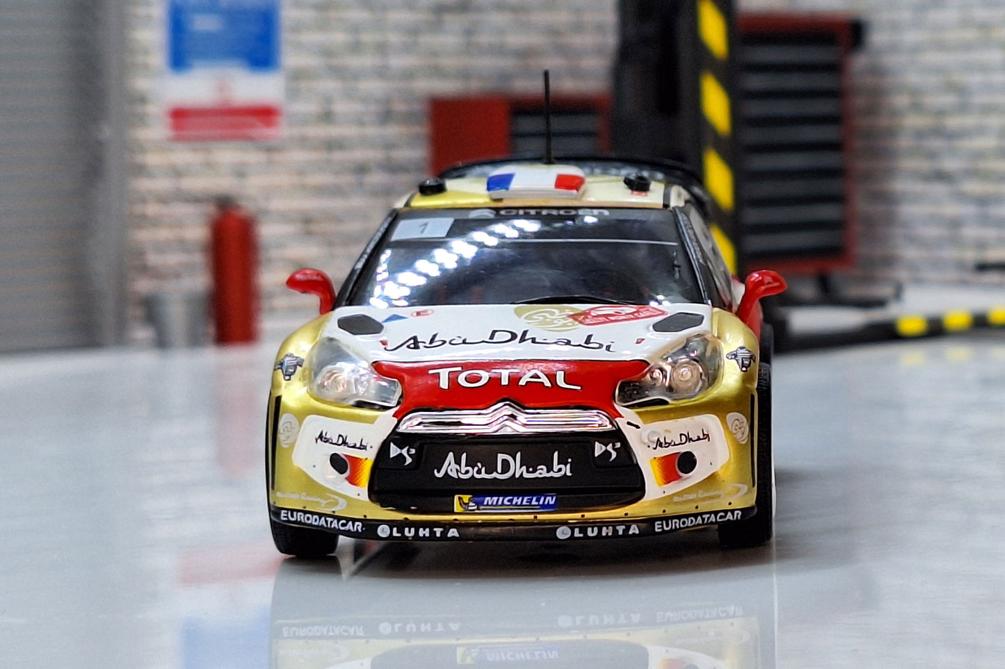 1:43 Scale Model  Citroen DS3 World Rally 2013 Monte Carlo S.Loeb -  IXO