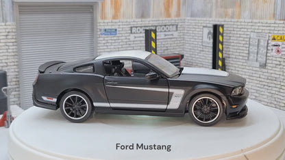 Ford Mustang Black Boss 302 1:24 Scale Car