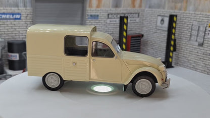 Citroen 2 CV AKS 400 - Beige 1970 1:24 Scale