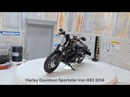 Harley Davidson  2014 Sportster Iron 883 1:12 Scale