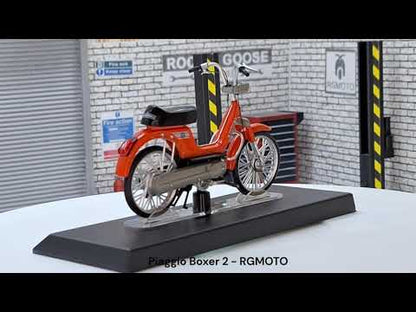 Piaggio Boxer 2 1:18 Scale Moped