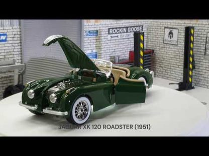 Jaguar Xk 120 Cabrio 1951 Green 1:24 Scale