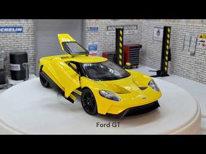 Ford GT Yellow 2017 1:24 Scale Car