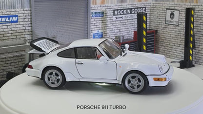 Porsche 911 (964) Turbo - White  1:24 Scale