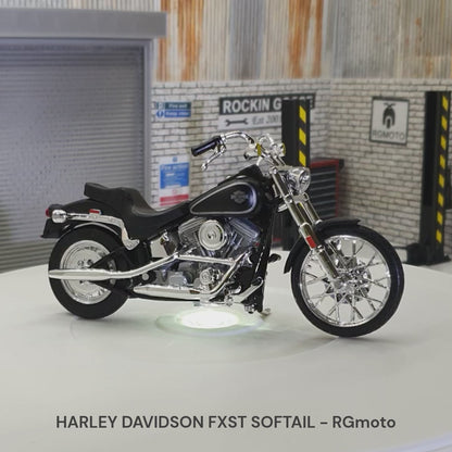 Harley Davidson 1984 FXST Softail 1:18 Scale