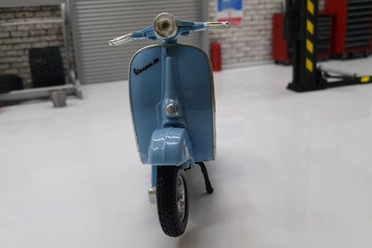 Vespa 90 SELLA LUNGA - 1963 1:18 Scale Scooter