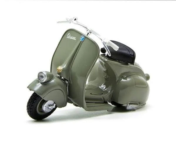 Vespa 98 - 1946 1:18 Scale Scooter