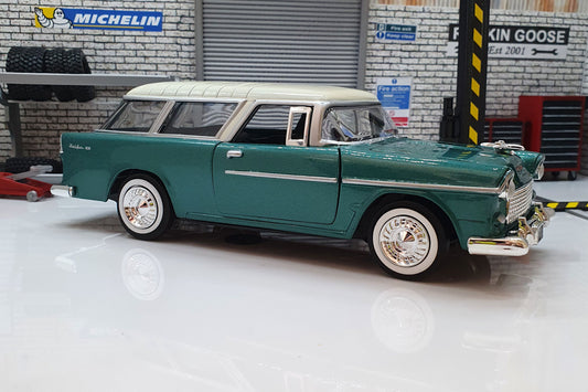Chevrolet Bel Air Nomad 1955 1:24 Scale