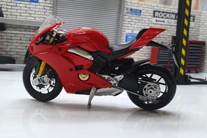 Ducati Panigale V4 1:18 Scale Burago