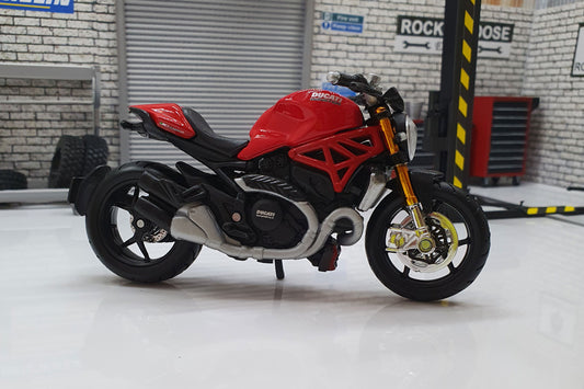 Ducati Monster 1200S 1:18 Scale