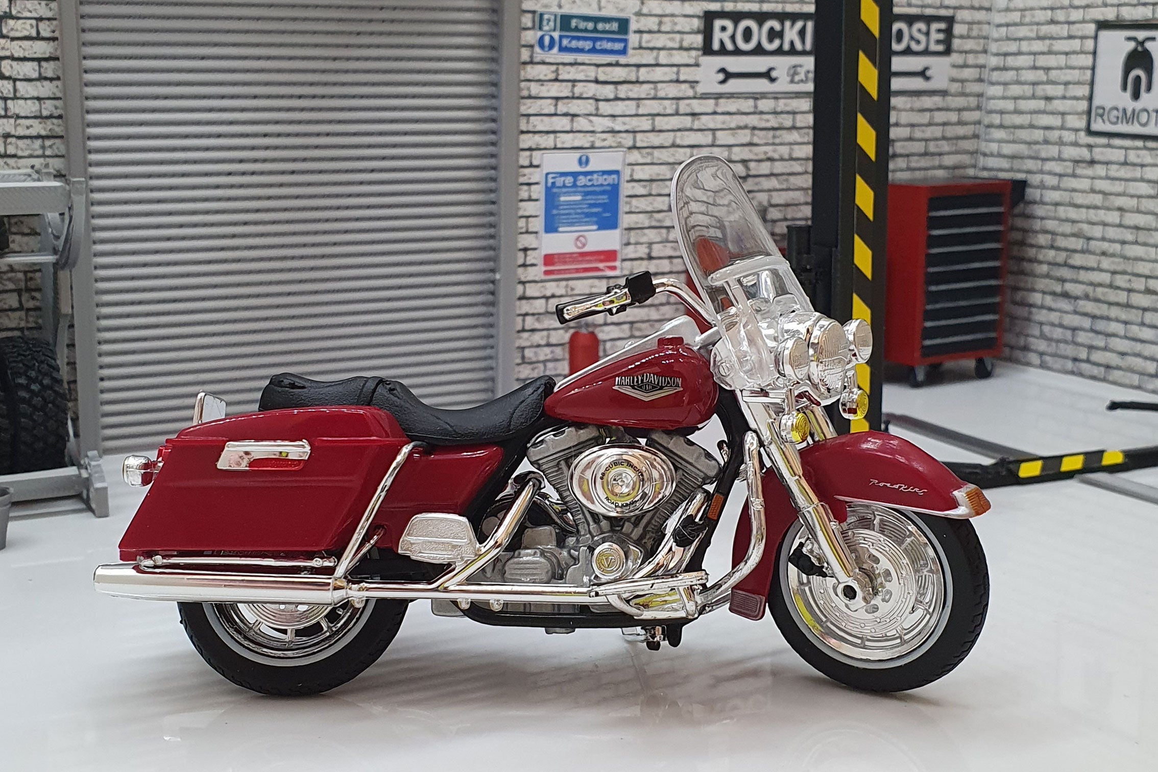 Harley davidson flhr on sale road king