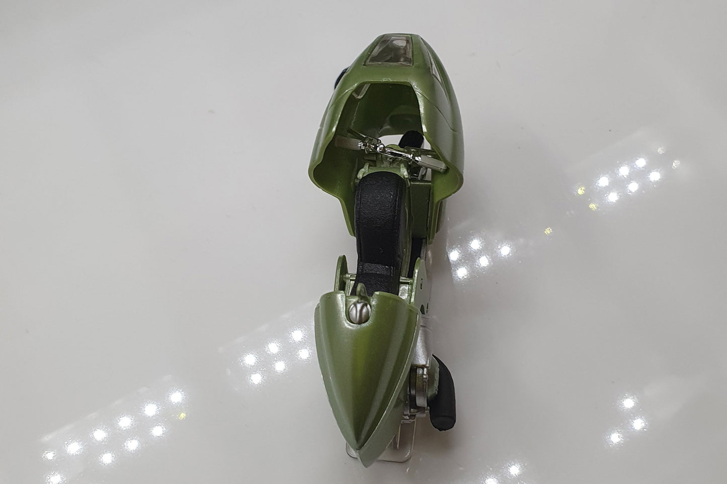 Vespa MONTHLERY 1950 1:18 Racer Scale Scooter