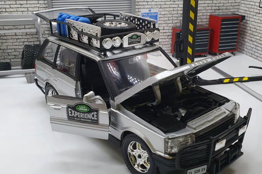 Range Rover Fully Loaded 1:24 Scale Car Model