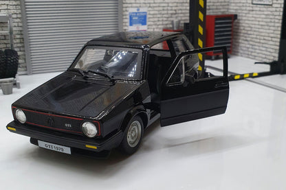 VW Volkswagen Golf GTI Mk 1 (1979) 1:24 Scale Car