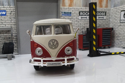 VW Volkswagen Camper Van Samba  1:25 Scale