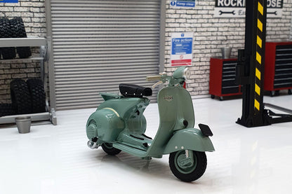 Vespa Allstate 125 1954 1:18 Scale Scooter